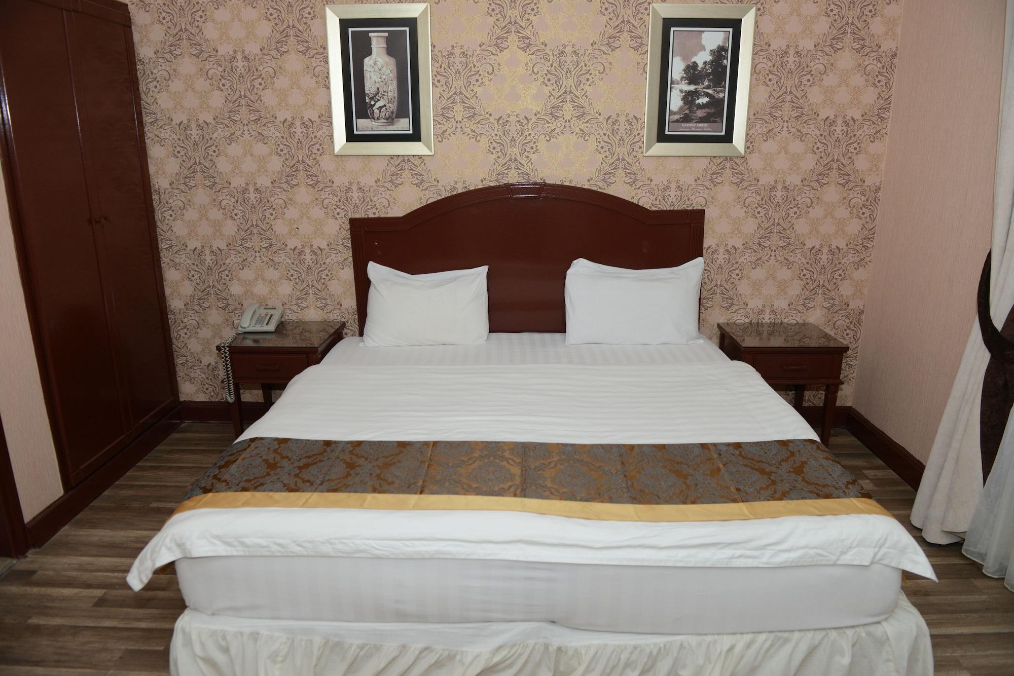 Plaza Athenee Hotel Kuwait City Exterior foto